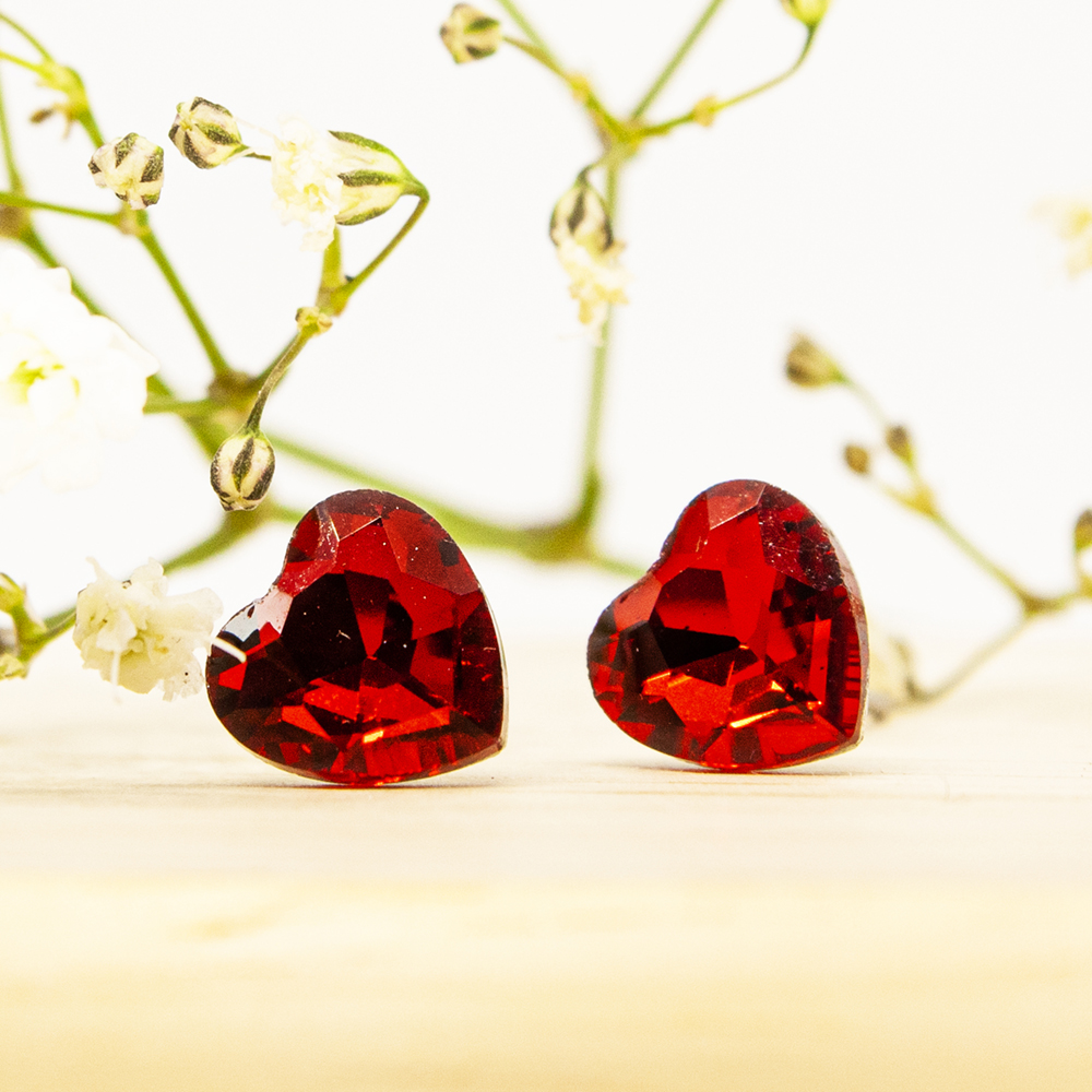 Red / Purple Heart Earrings - ES19 Red Heart Earrings 1