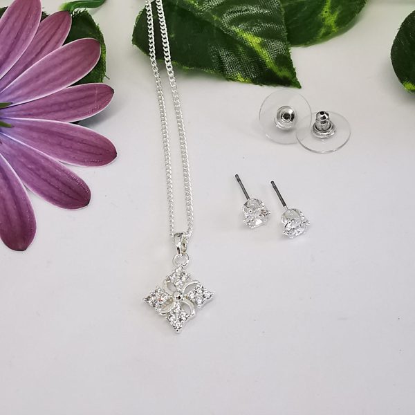 Silver Trinity Shape Necklace Set - IMG 20210702 135500 scaled 1
