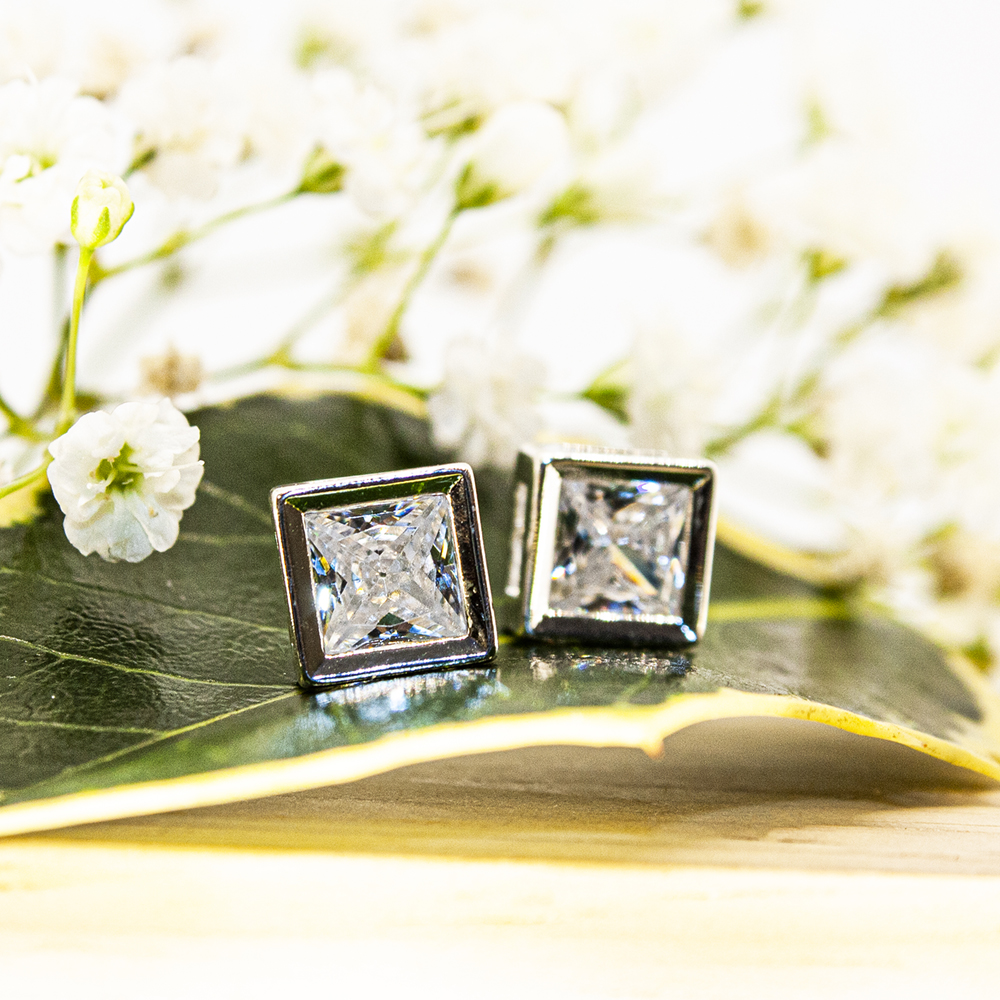 Square Cubic Zirconia Stud Earrings - Silver / Gold - Square Cubic Zirconia Stud Earrings CZ219 2