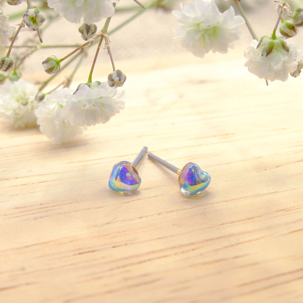 Hologram Heart Stud Earrings - 4mm Ab heart studs GTK2