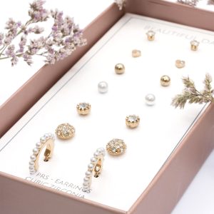 Boxed Giftset of 7 Earrings