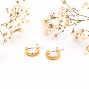 8mm Gold Huggie Hoop